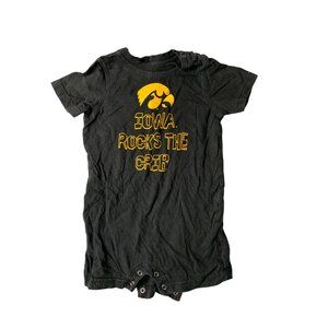NCAA Black Gold Boys Infant Baby Size 12 months 1 piece bodysuit romper short ou